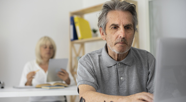 Curs online de Proves d’Accés a la Universitat per a Majors de 45 anys